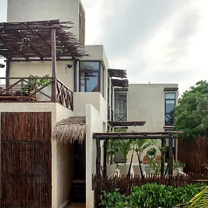 https://casa-mangle.quintano-roohotels.com